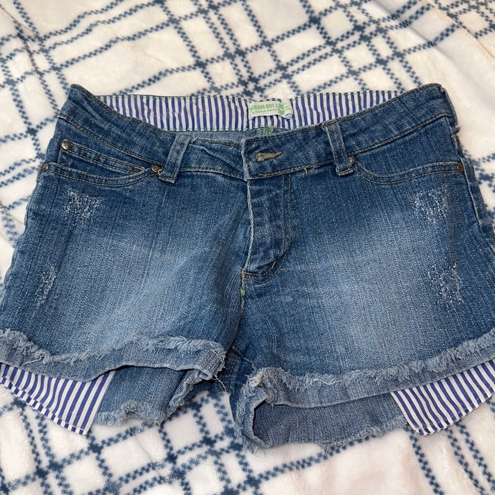 selena gomez brand shorts